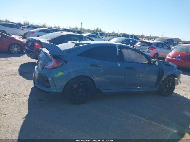 Honda Civic Touring Image 13