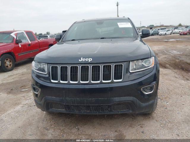 Jeep Grand Cherokee Laredo Image 11