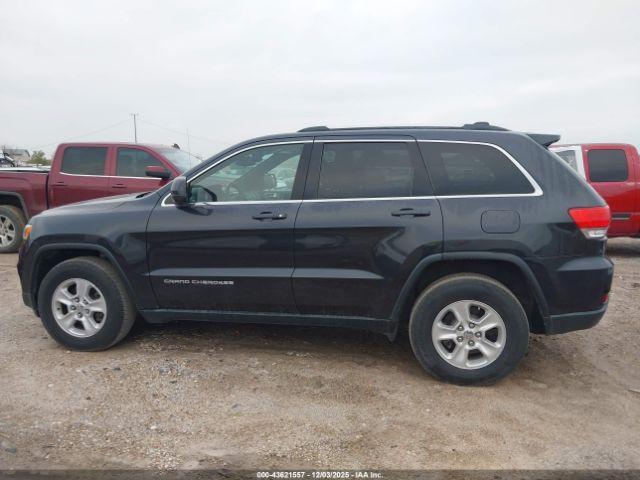 Jeep Grand Cherokee Laredo Image 12