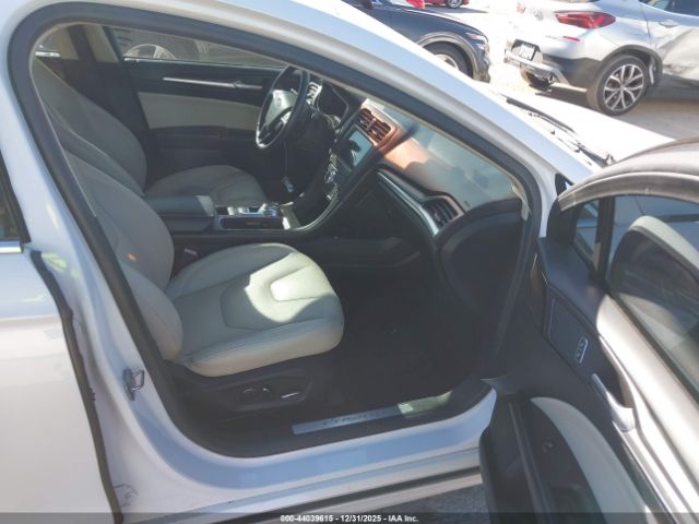 Ford Fusion Titanium Image 3