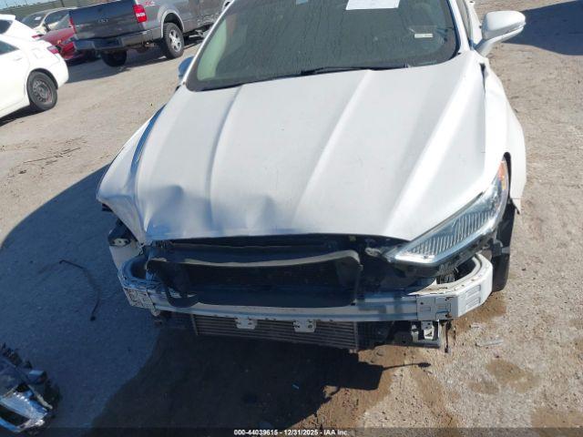 Ford Fusion Titanium Image 15