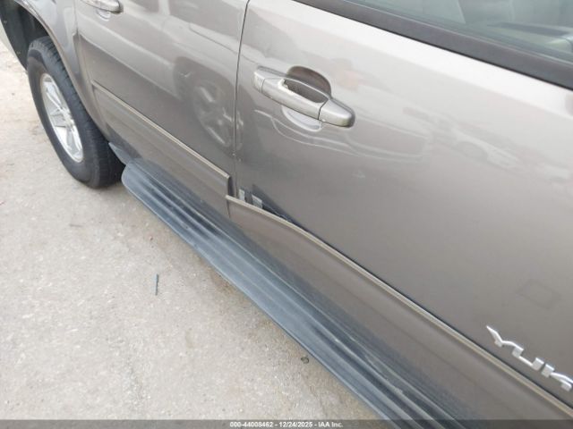 GMC Yukon Slt Image 16