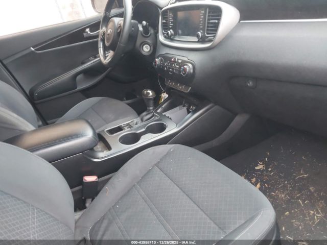 Kia Sorento 2.4l Lx Image 12