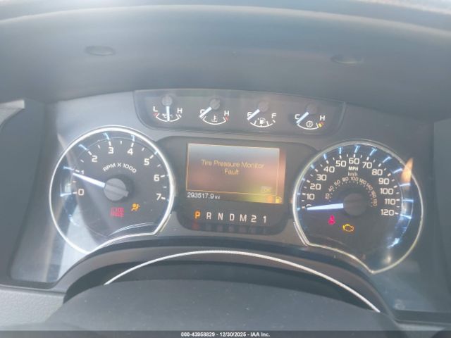 Ford F-150 Xlt Image 14