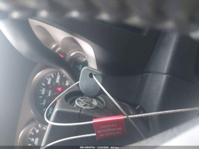 Chevrolet Silverado 1500 Lt Image 11