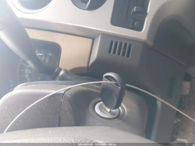 Ford F-150 Xlt Image 12