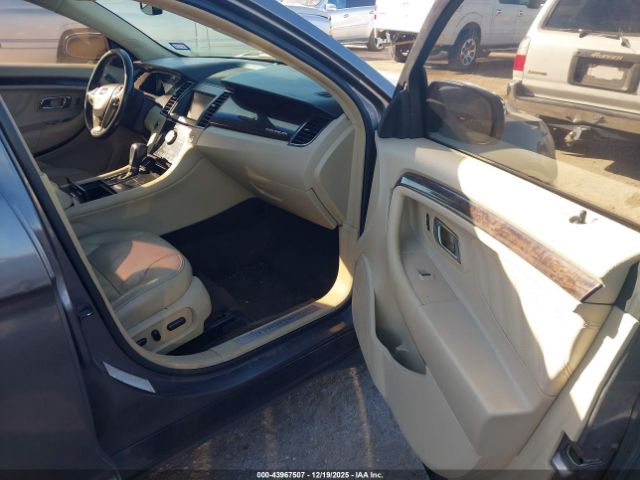 Ford Taurus Limited Image 9