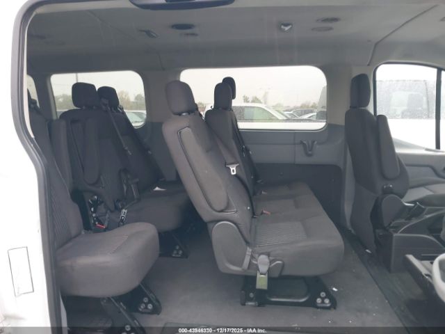 Ford Transit Xlt Image 7