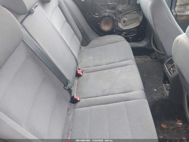 Volkswagen Rabbit S Image 9