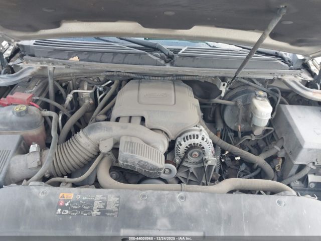 Cadillac Escalade Luxury Image 3