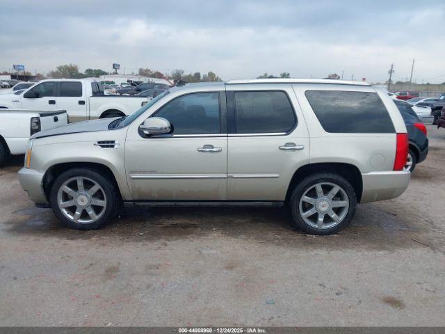 Cadillac Escalade Luxury Image 4