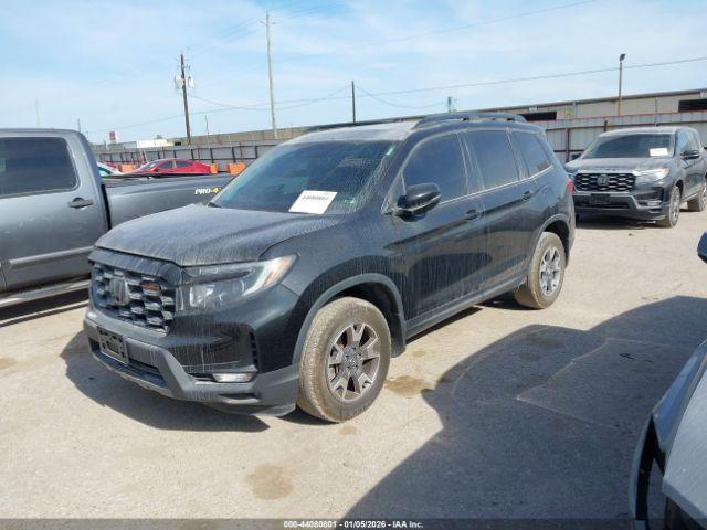 Honda Passport Awd Trailsport Image 4