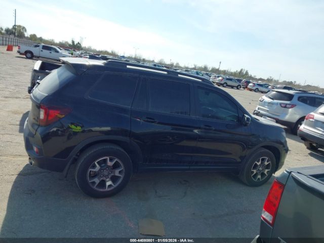 Honda Passport Awd Trailsport Image 13