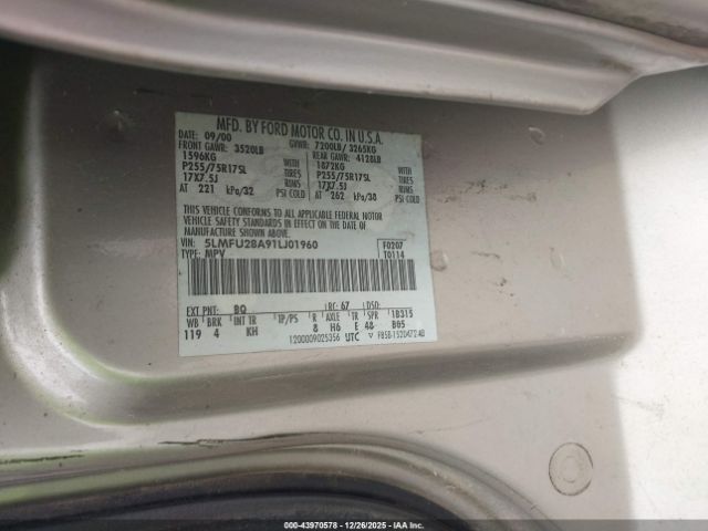 Lincoln Navigator Image 9