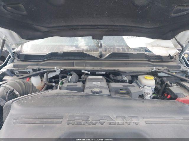 Ram 3500 Tradesman  4x2 8' Box Image 12