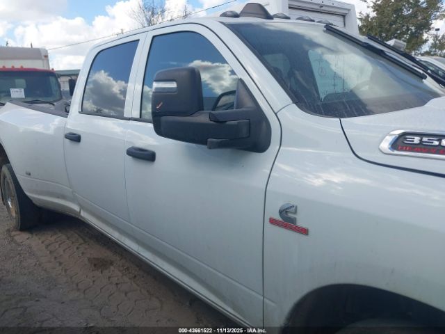 Ram 3500 Tradesman  4x2 8' Box Image 13