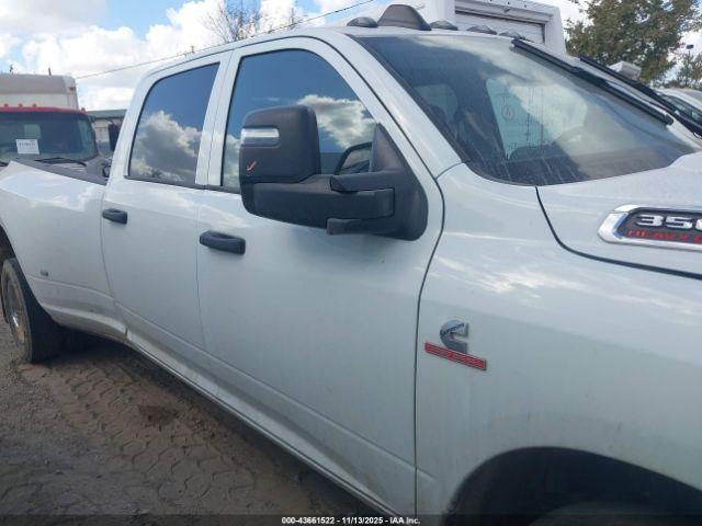 Ram 3500 Tradesman  4x2 8' Box Image 13