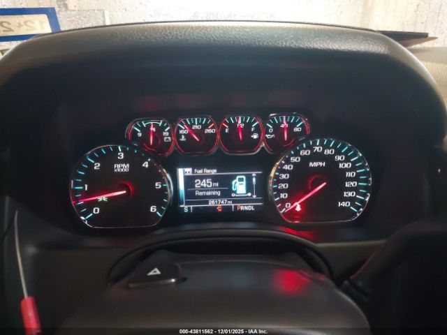 Chevrolet Suburban Lt Image 10