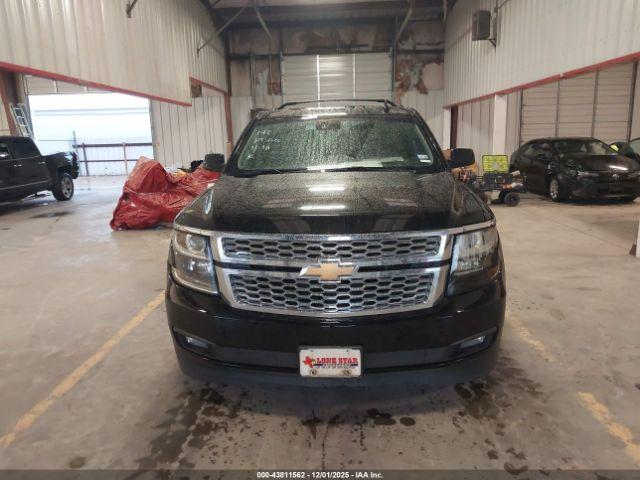 Chevrolet Suburban Lt Image 16