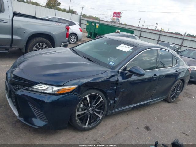 Toyota Camry Xse Image 16