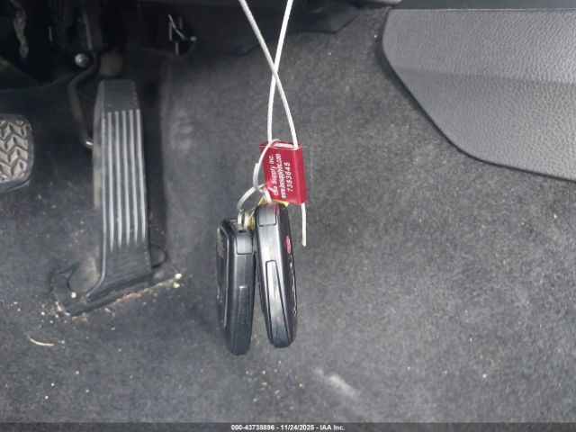 Toyota Camry Xse Image 10