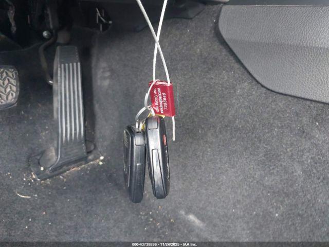 Toyota Camry Xse Image 10