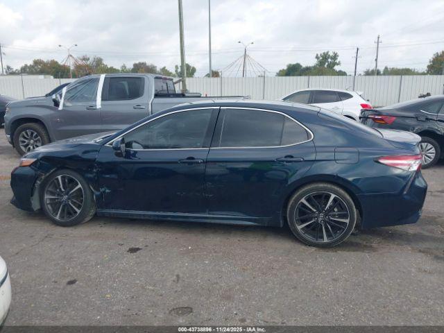 Toyota Camry Xse Image 11