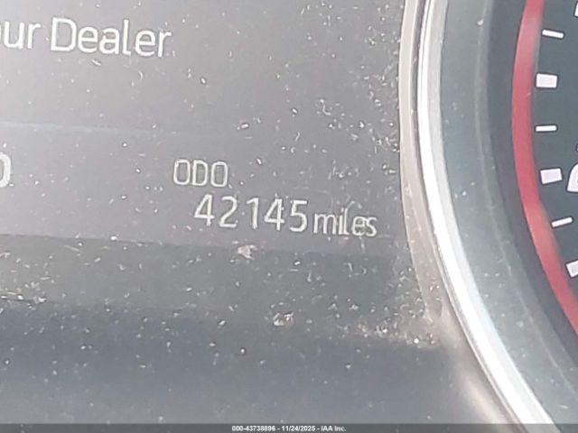 Toyota Camry Xse Image 5