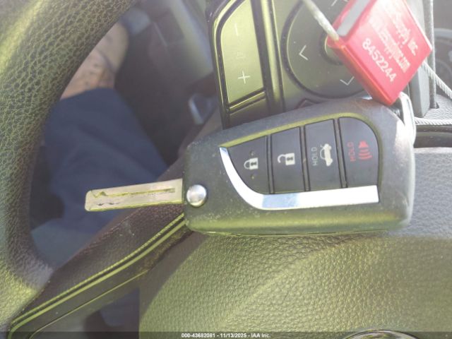 Toyota Corolla Le Image 14