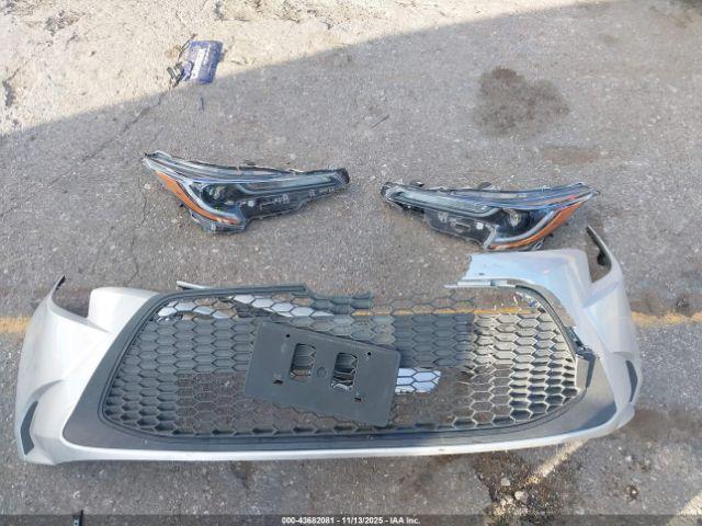 Toyota Corolla Le Image 16