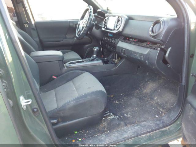 Toyota Tacoma Trd Off Road Image 16