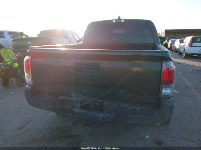 Toyota Tacoma Trd Off Road Image 10