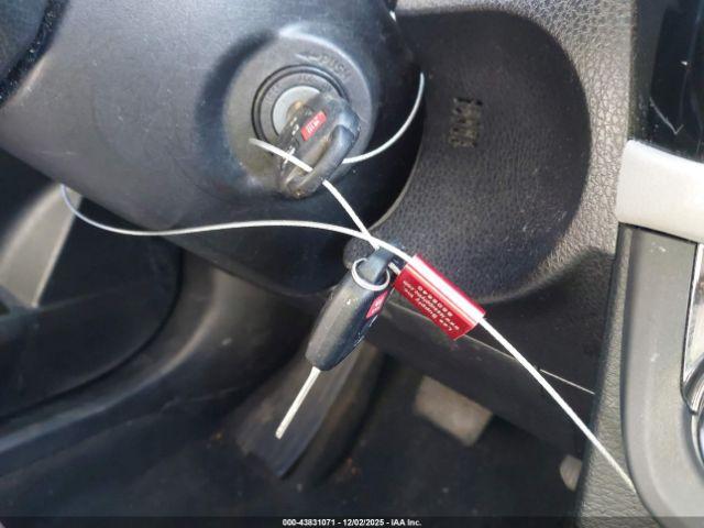 Toyota Corolla Le Image 13