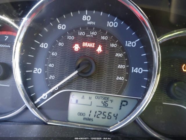 Toyota Corolla Le Image 8