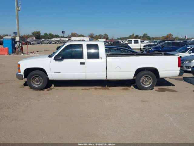 Chevrolet C1500 Fleetside Image 9