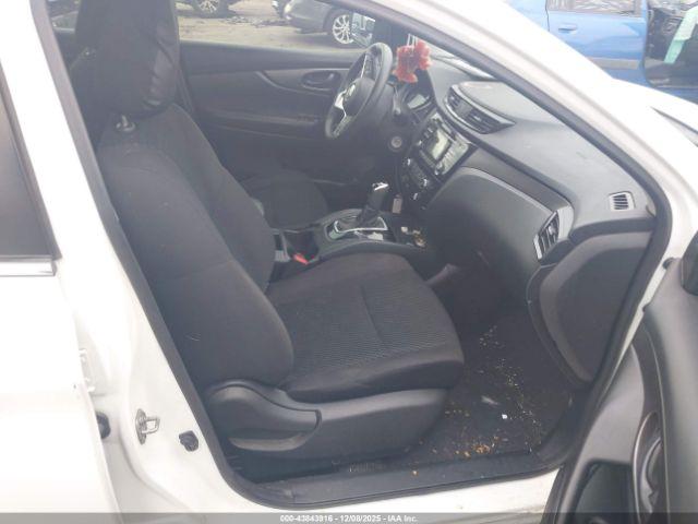 Nissan Rogue S Image 14