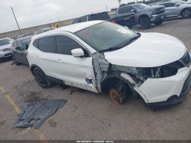 Nissan Rogue S Image 4