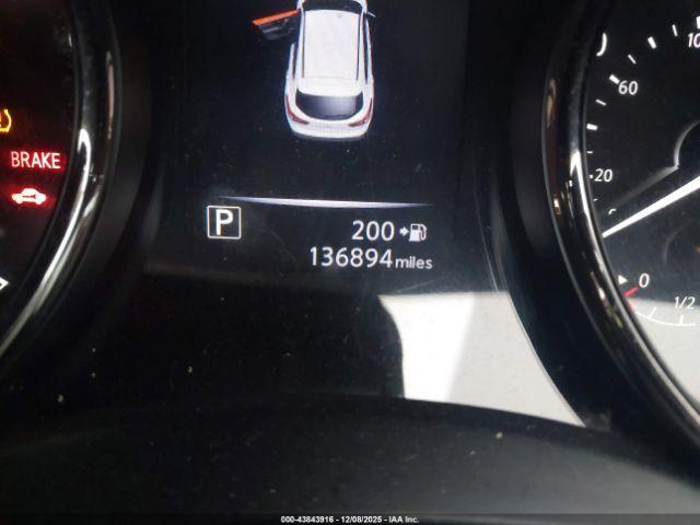 Nissan Rogue S Image 13