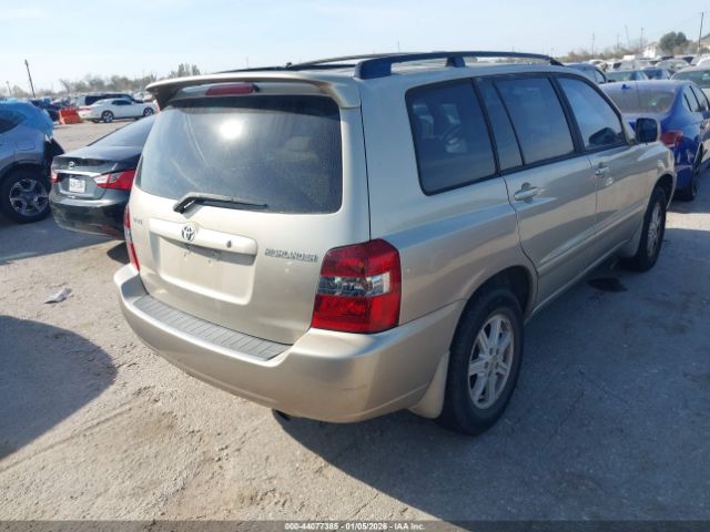 Toyota Highlander Image 3