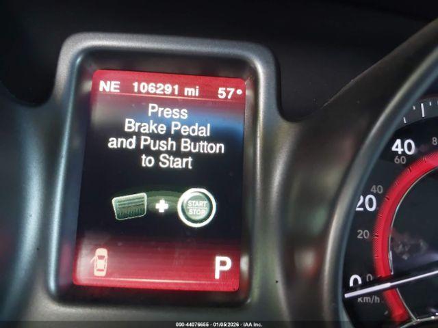 Dodge Journey Crossroad Image 3