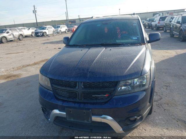 Dodge Journey Crossroad Image 9
