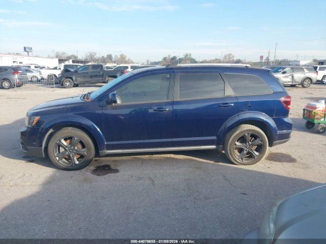 Dodge Journey Crossroad Image 5