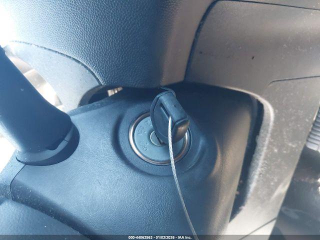 Mitsubishi Mirage De Image 11