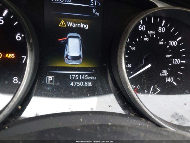 Nissan Rogue Sv Image 8