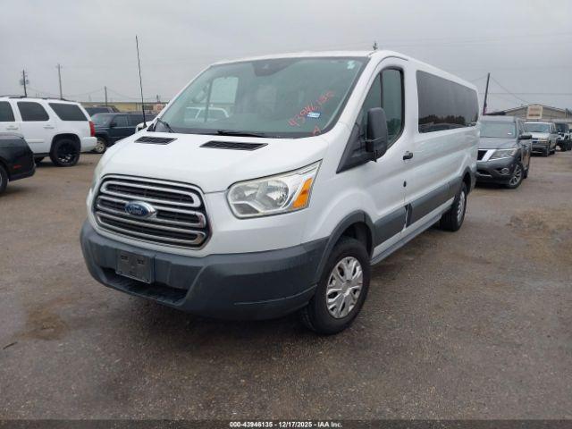 Ford Transit Xlt Image 3
