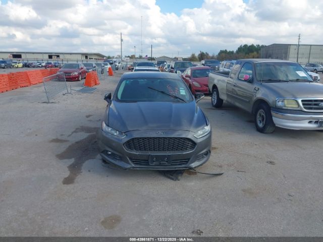 Ford Fusion Se Image 7