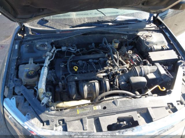 Ford Fusion Se Image 6