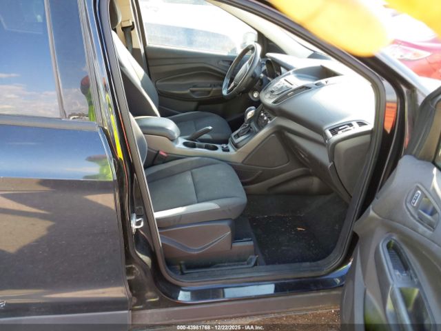 Ford Escape S Image 8