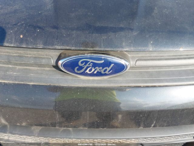 Ford Escape S Image 11
