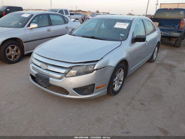 Ford Fusion S Image 11
